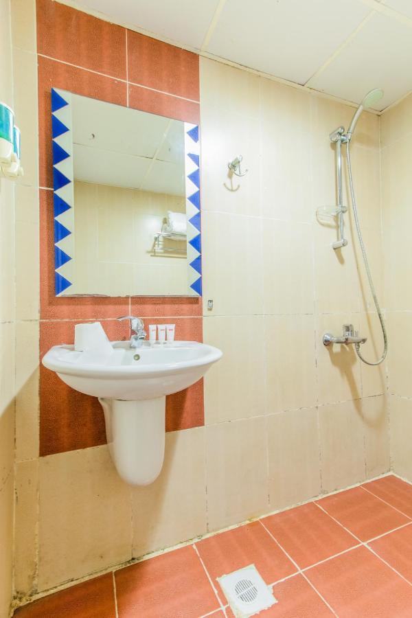 Oyo 109 Al Thabit Modern Hotel Apartment Ḩayl Āl ‘Umayr Eksteriør billede