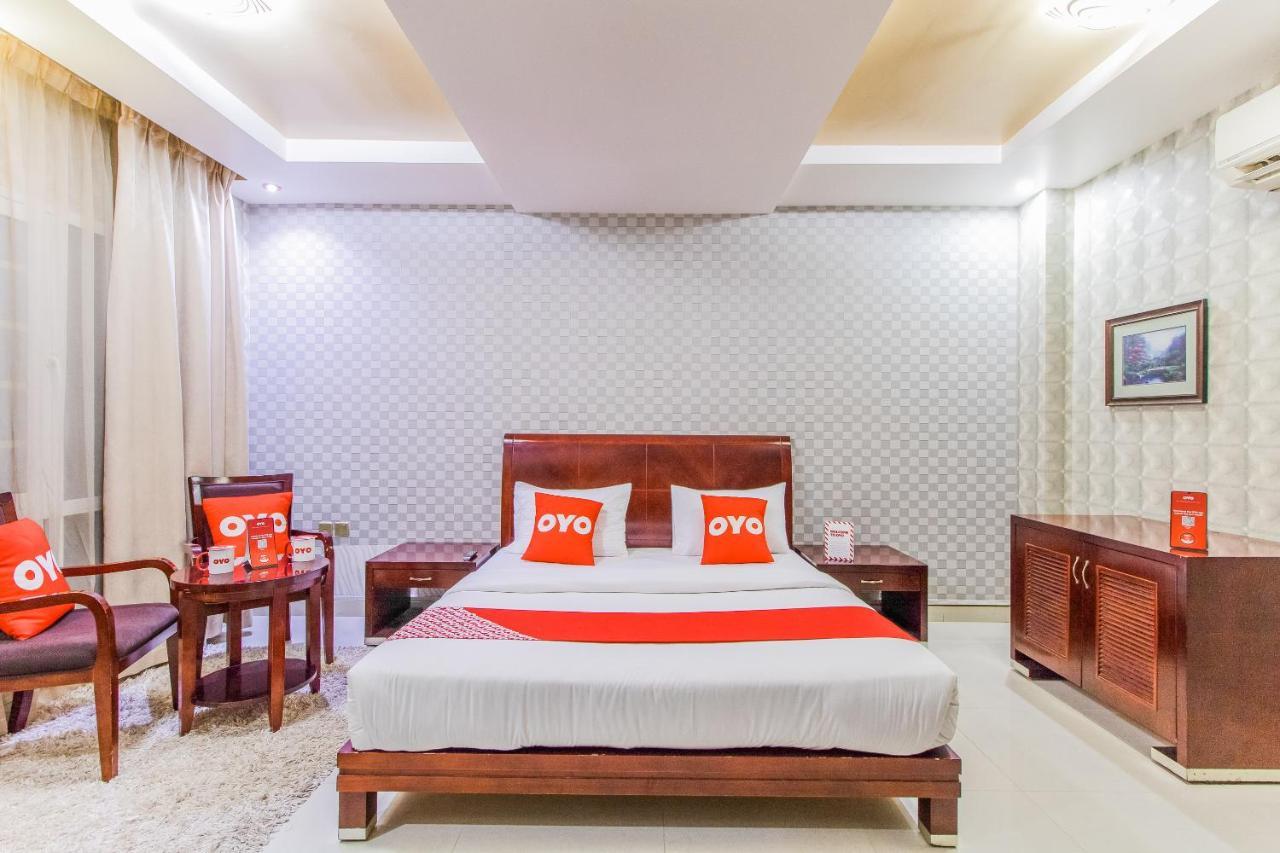Oyo 109 Al Thabit Modern Hotel Apartment Ḩayl Āl ‘Umayr Eksteriør billede