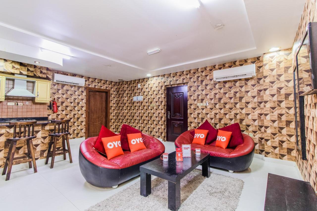 Oyo 109 Al Thabit Modern Hotel Apartment Ḩayl Āl ‘Umayr Eksteriør billede